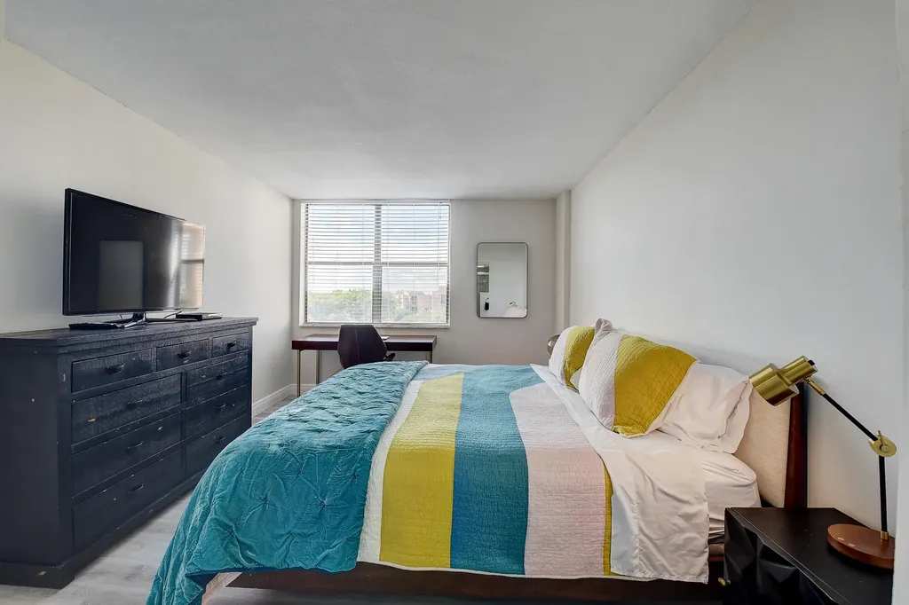 600 Egret Circle Delray Beach FL 33444