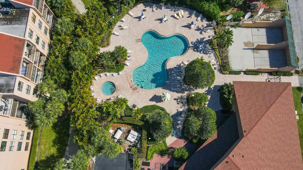 600 Egret Circle Delray Beach FL 33444