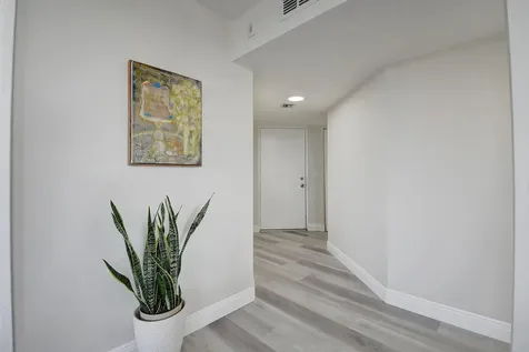 600 Egret Circle Delray Beach FL 33444