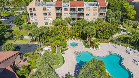 600 Egret Circle Delray Beach FL 33444