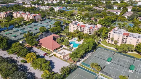 600 Egret Circle Delray Beach FL 33444