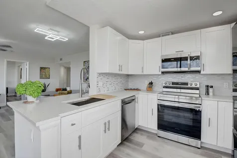 600 Egret Circle Delray Beach FL 33444