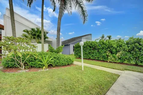 1348 The 12th Fairway Wellington FL 33414