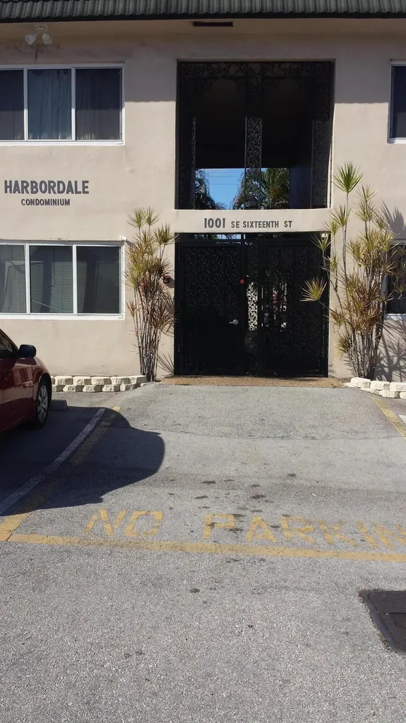 1001 SE 16th Street Fort Lauderdale FL 33316