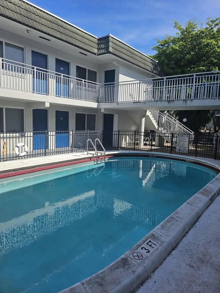 1001 SE 16th Street Fort Lauderdale FL 33316