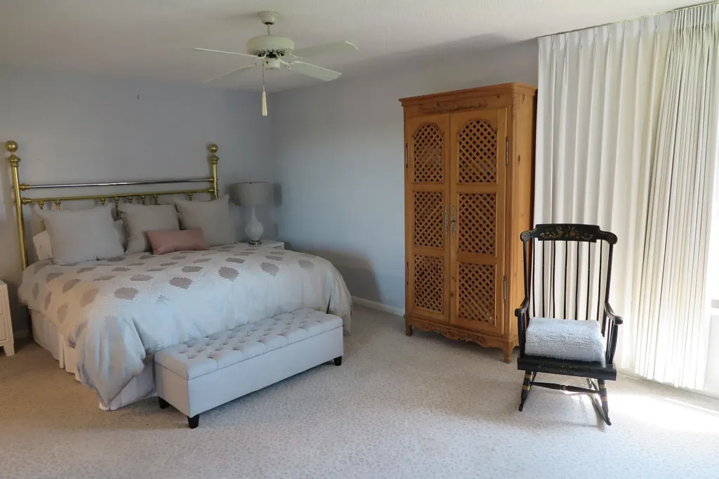 7578 Regency Lake Drive Boca Raton FL 33433