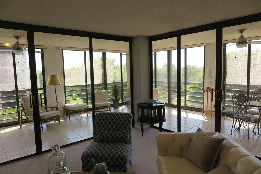7578 Regency Lake Drive Boca Raton FL 33433