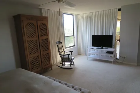 7578 Regency Lake Drive Boca Raton FL 33433