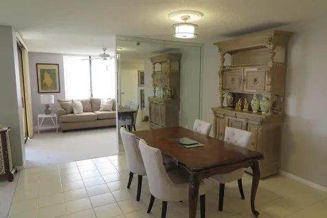 7578 Regency Lake Drive Boca Raton FL 33433