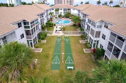 1461 S Ocean Boulevard Lauderdale By The Sea FL 33062