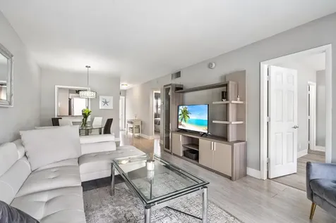 1461 S Ocean Boulevard Lauderdale By The Sea FL 33062