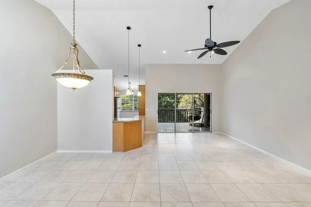 17270 Boca Club Boulevard Boca Raton FL 33487