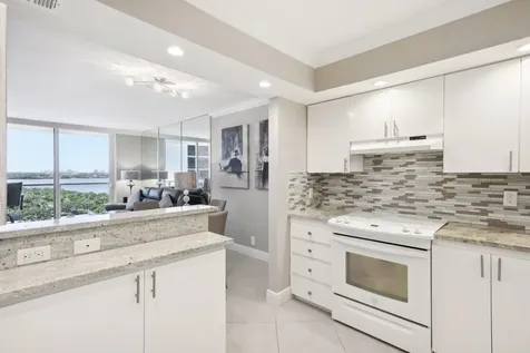 5440 N Ocean Drive Singer Island FL 33404