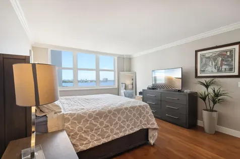 5440 N Ocean Drive Singer Island FL 33404