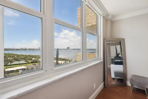 5440 N Ocean Drive Singer Island FL 33404