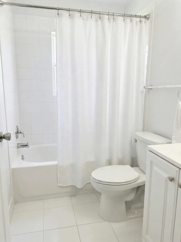4332 NW 1st Terrace Deerfield Beach FL 33064