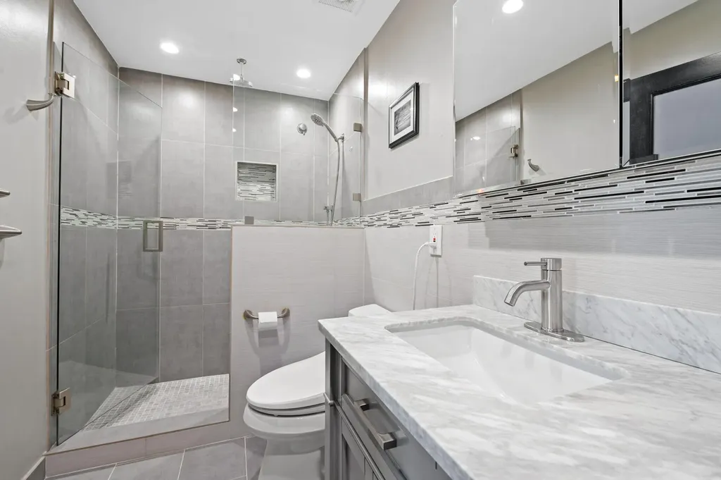 9077 NW 49th Place Coral Springs FL 33067