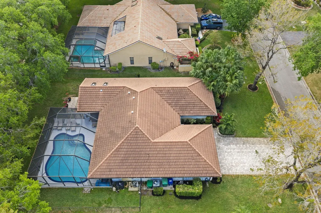 9077 NW 49th Place Coral Springs FL 33067