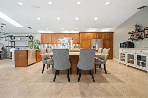 9077 NW 49th Place Coral Springs FL 33067