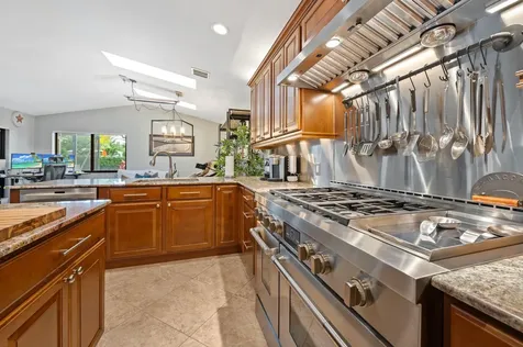 9077 NW 49th Place Coral Springs FL 33067