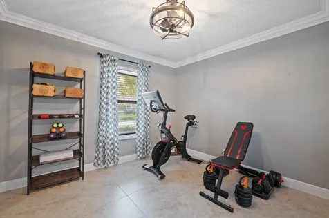 9077 NW 49th Place Coral Springs FL 33067