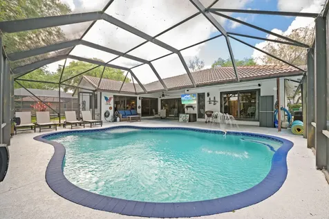 9077 NW 49th Place Coral Springs FL 33067