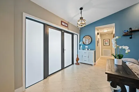 9077 NW 49th Place Coral Springs FL 33067