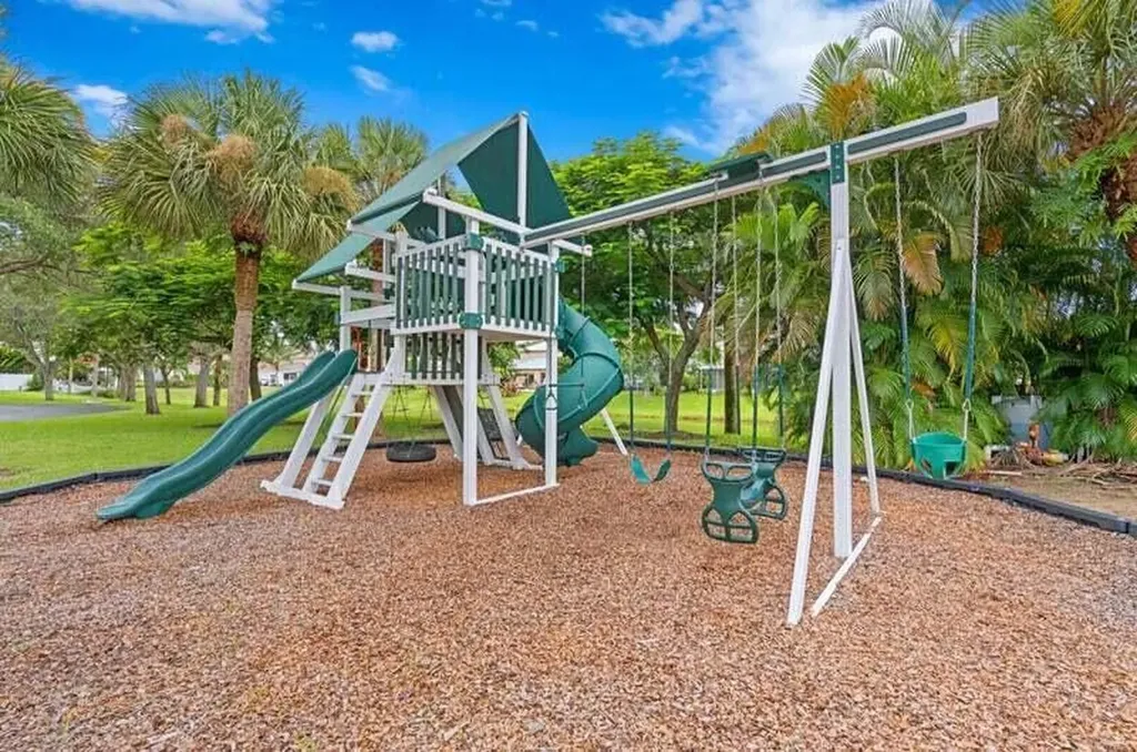 1290 Delray Lakes Drive Delray Beach FL 33444
