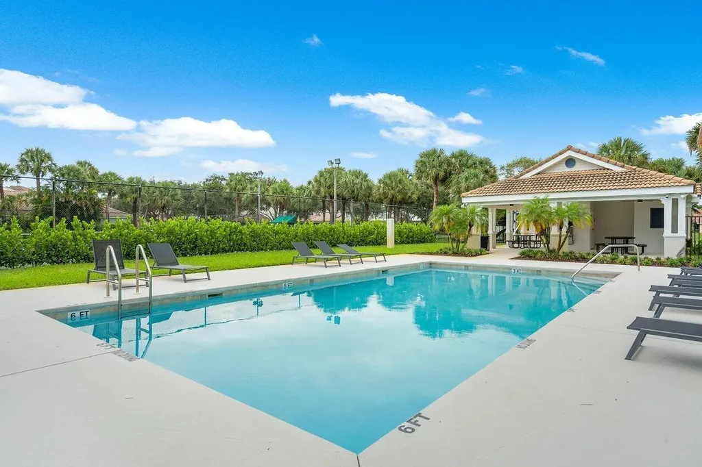 1290 Delray Lakes Drive Delray Beach FL 33444