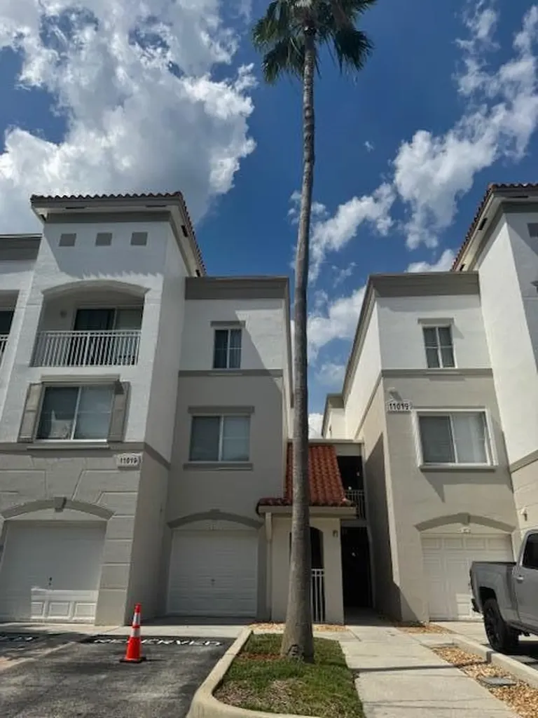 11019 Legacy Lane Palm Beach Gardens FL 33410