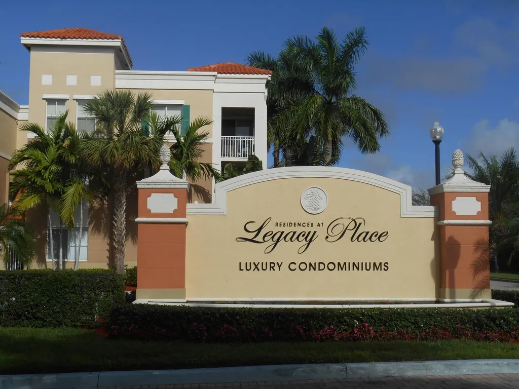 11019 Legacy Lane Palm Beach Gardens FL 33410