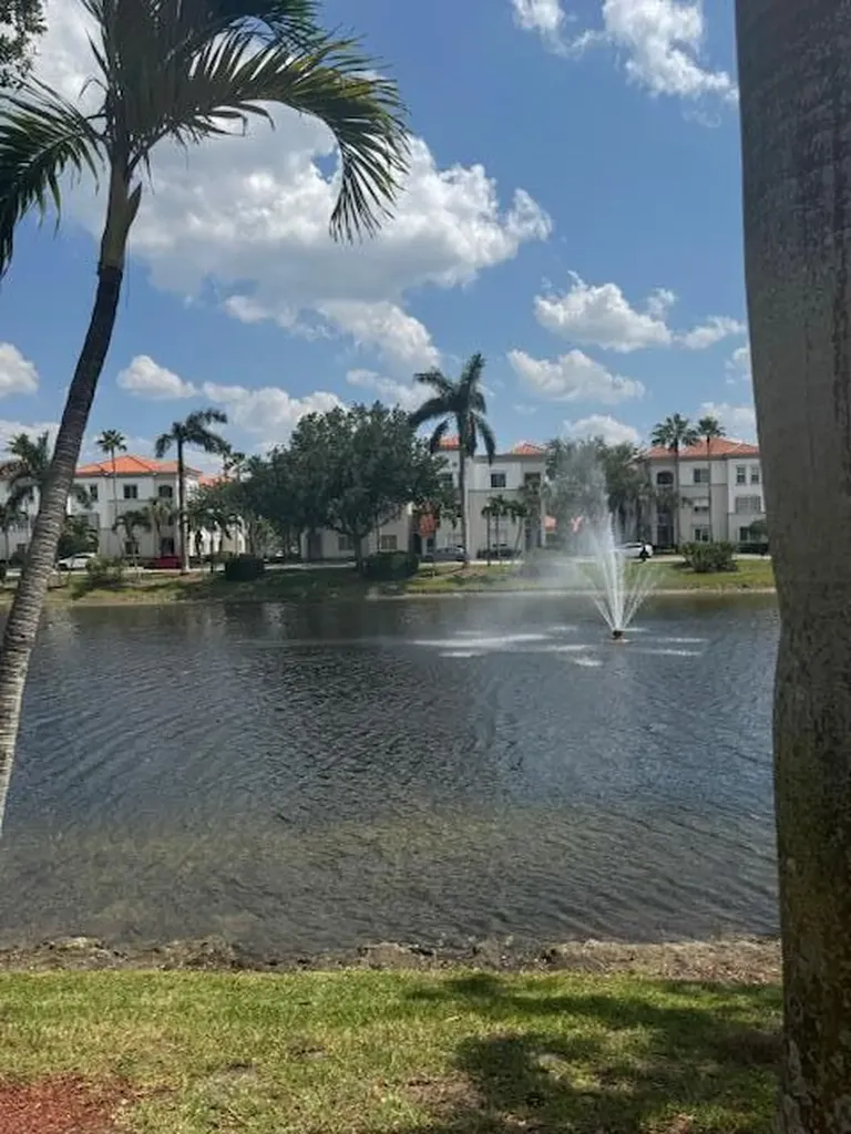 11019 Legacy Lane Palm Beach Gardens FL 33410