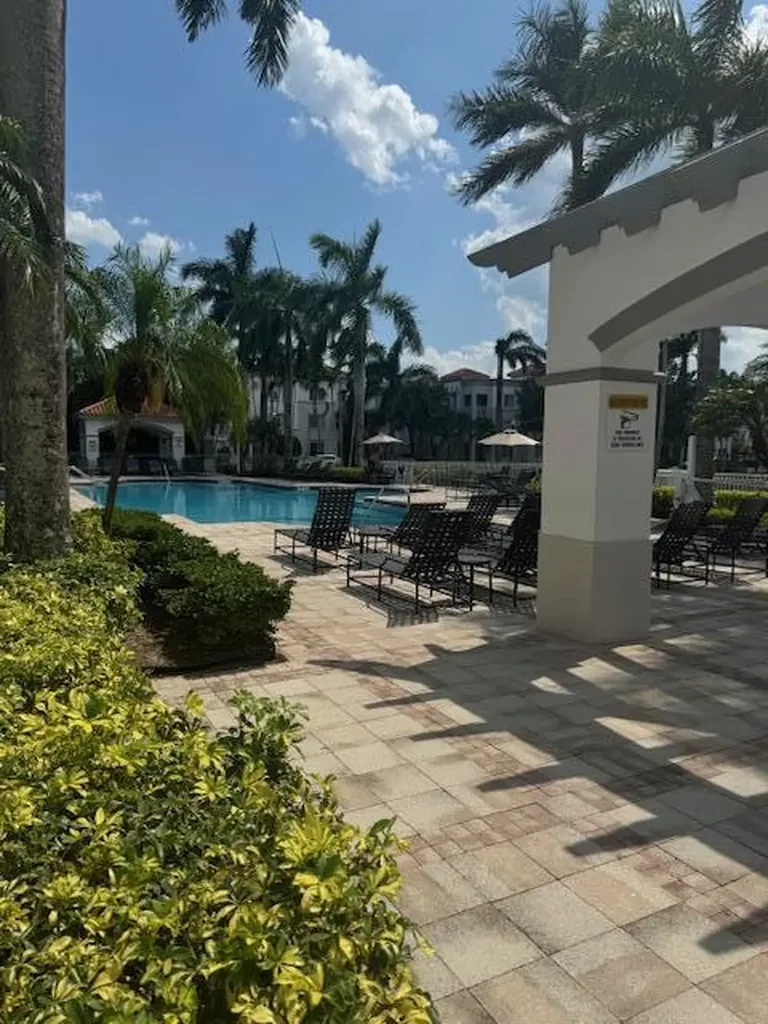 11019 Legacy Lane Palm Beach Gardens FL 33410