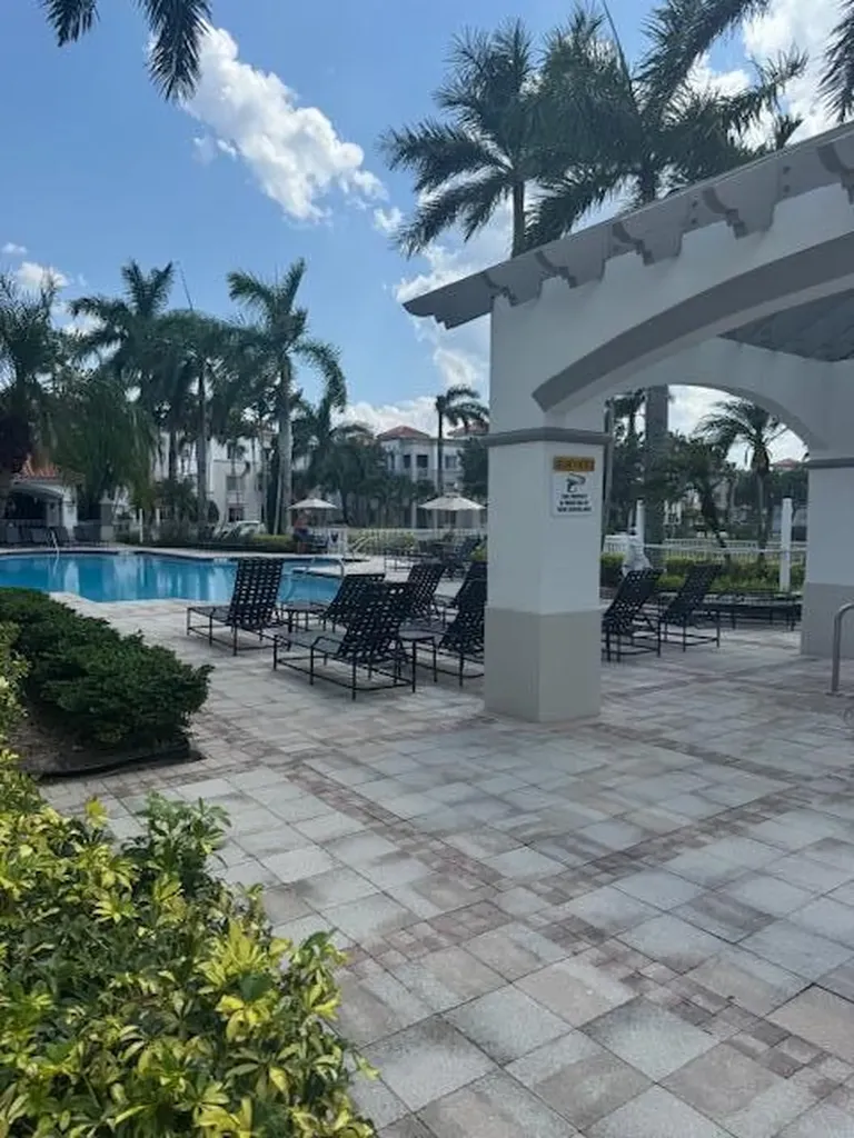 11019 Legacy Lane Palm Beach Gardens FL 33410