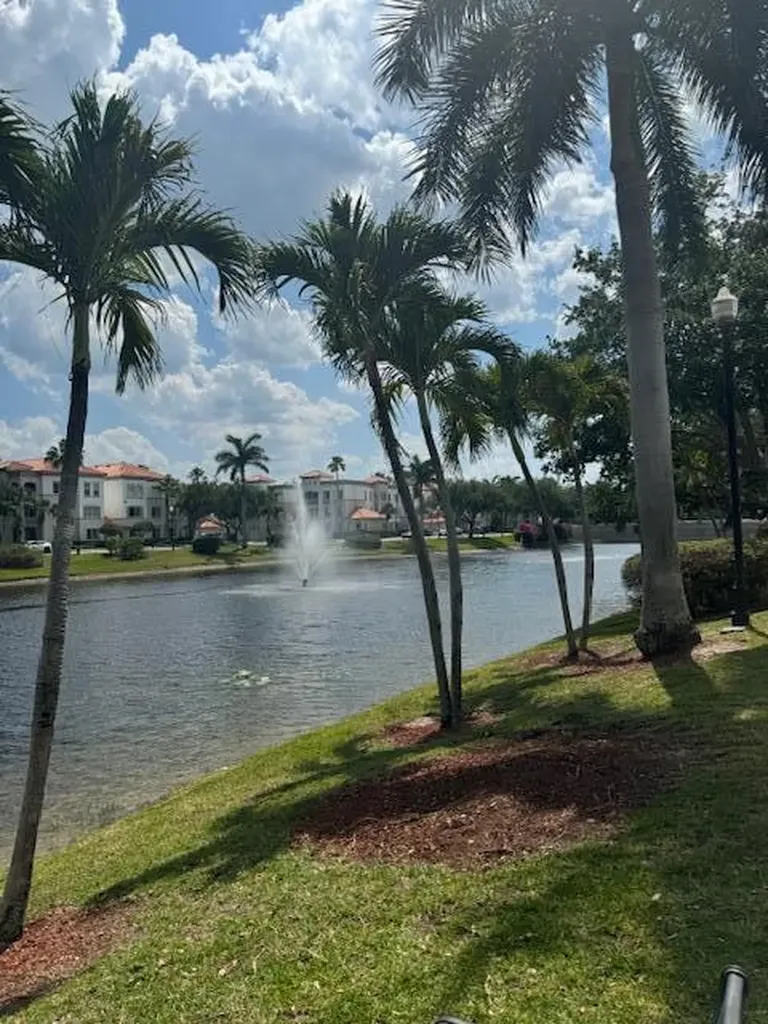 11019 Legacy Lane Palm Beach Gardens FL 33410