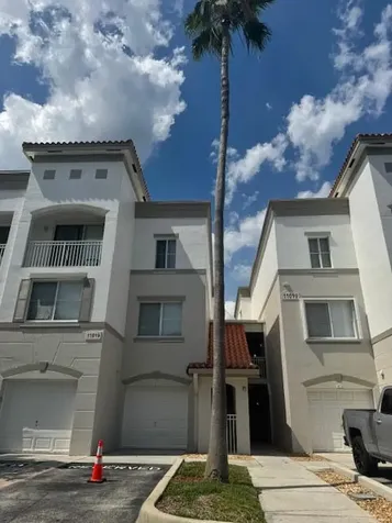 11019 Legacy Lane Palm Beach Gardens FL 33410