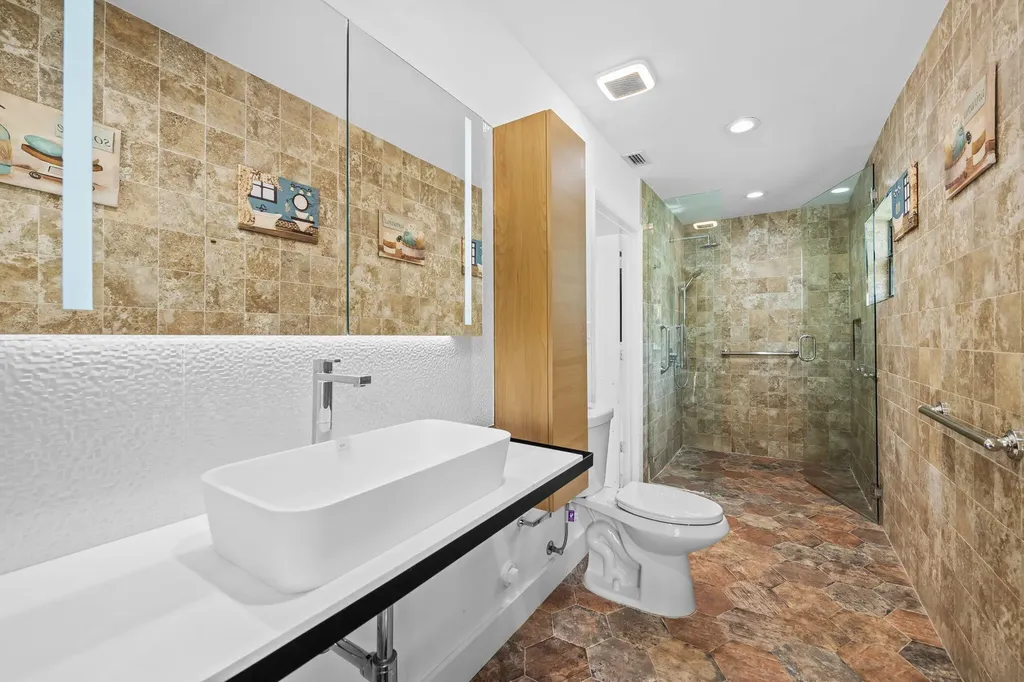 5500 SW 111th Terrace Davie FL 33328