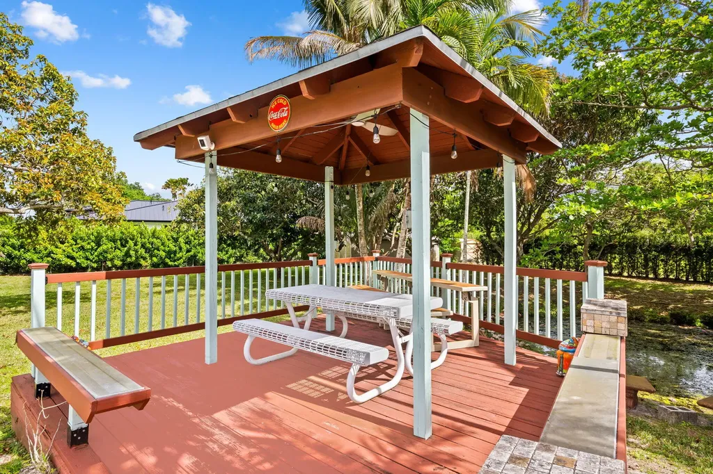 5500 SW 111th Terrace Davie FL 33328