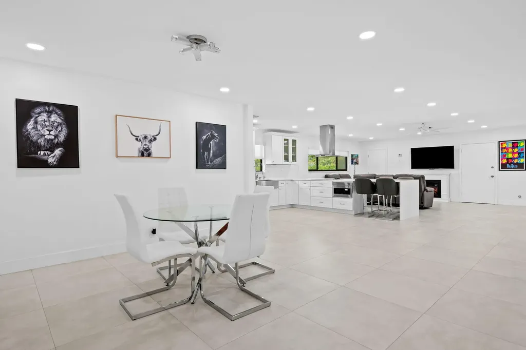 5500 SW 111th Terrace Davie FL 33328