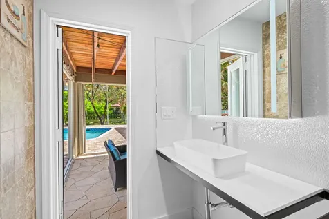5500 SW 111th Terrace Davie FL 33328