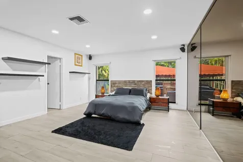 5500 SW 111th Terrace Davie FL 33328