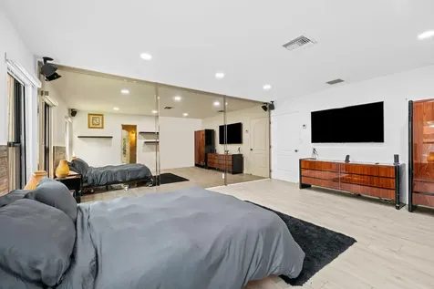 5500 SW 111th Terrace Davie FL 33328