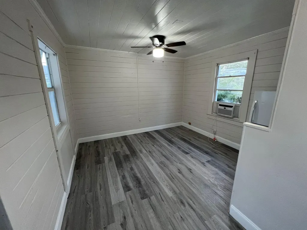 2843 Forest Hill Boulevard West Palm Beach FL 33406