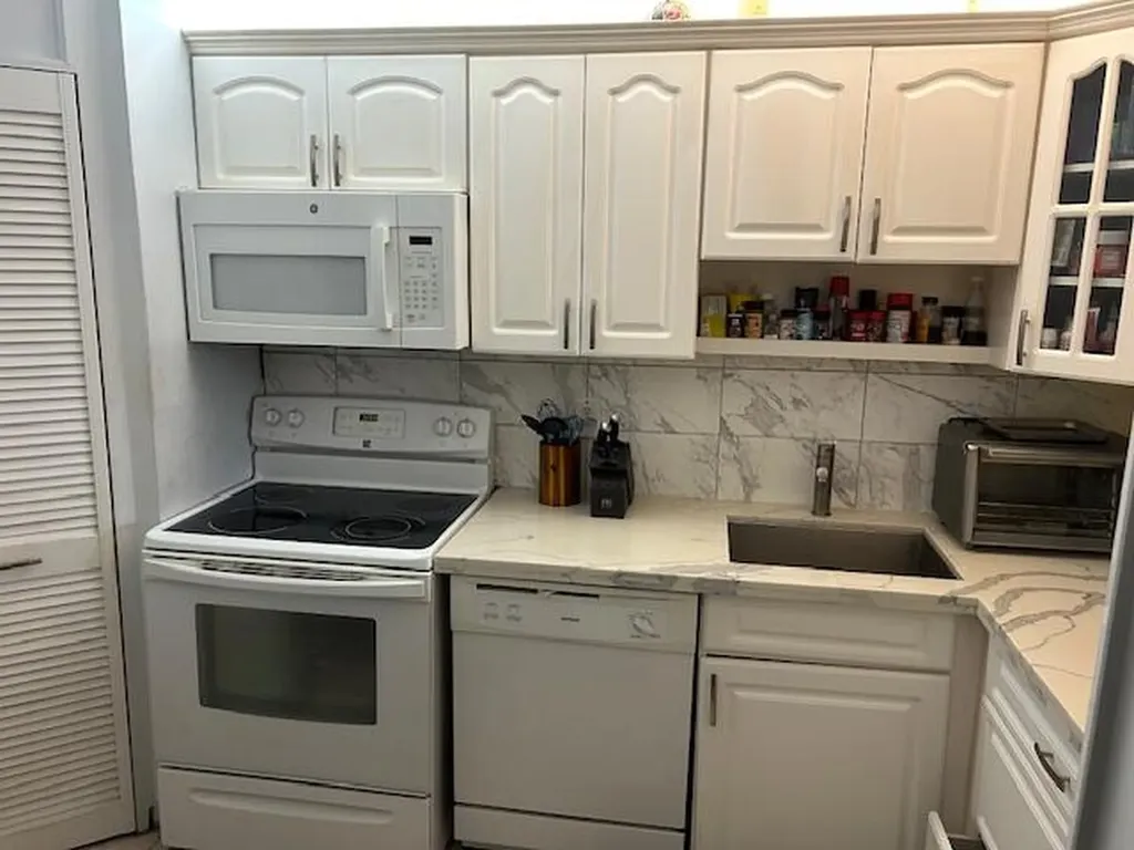5300 NE 24th Terrace Fort Lauderdale FL 33308