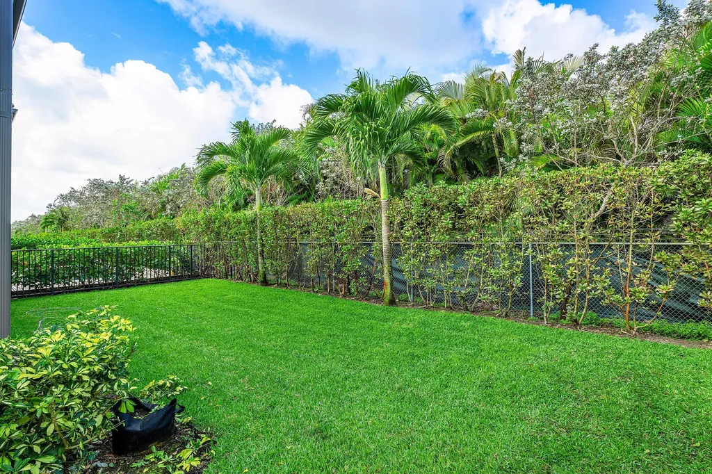 2659 Country Lake Trail Boynton Beach FL 33436