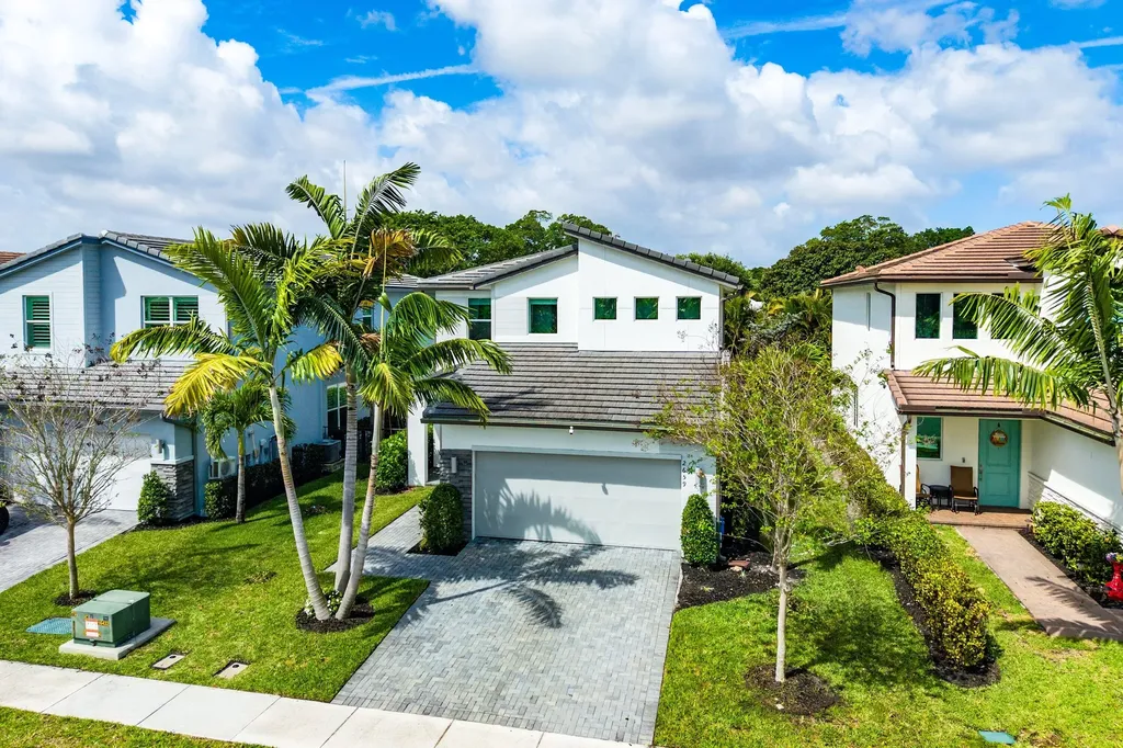 2659 Country Lake Trail Boynton Beach FL 33436