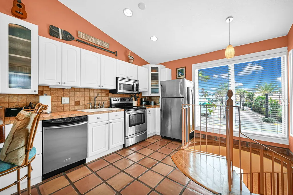 1800 N Ocean Drive Hollywood FL 33019