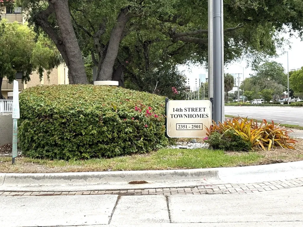 2501 NE 14th Street Pompano Beach FL 33062