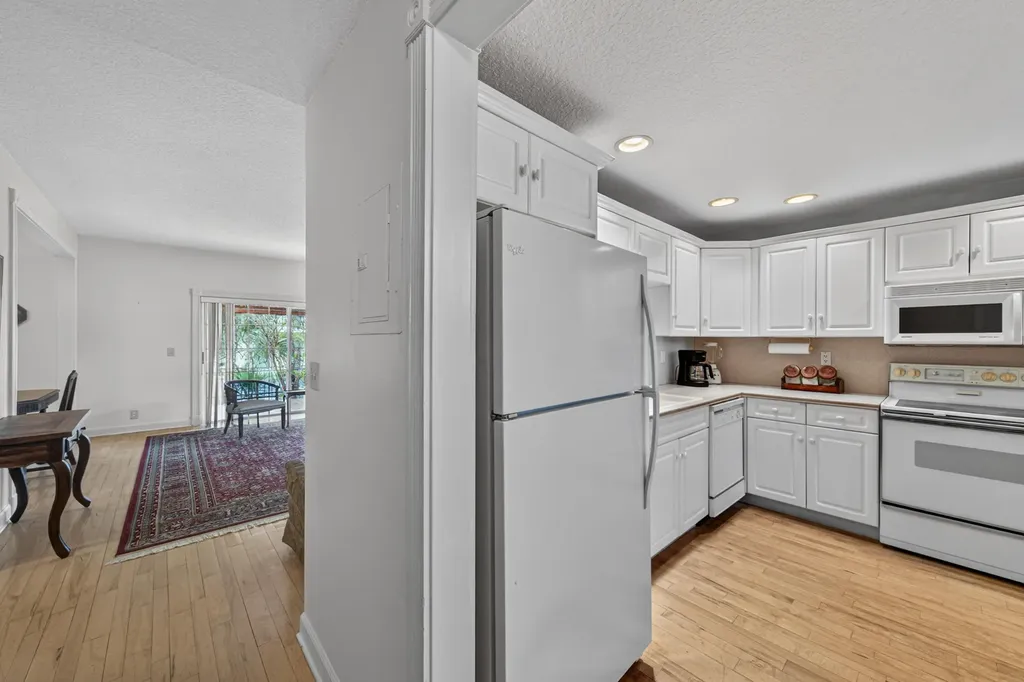 2501 NE 14th Street Pompano Beach FL 33062