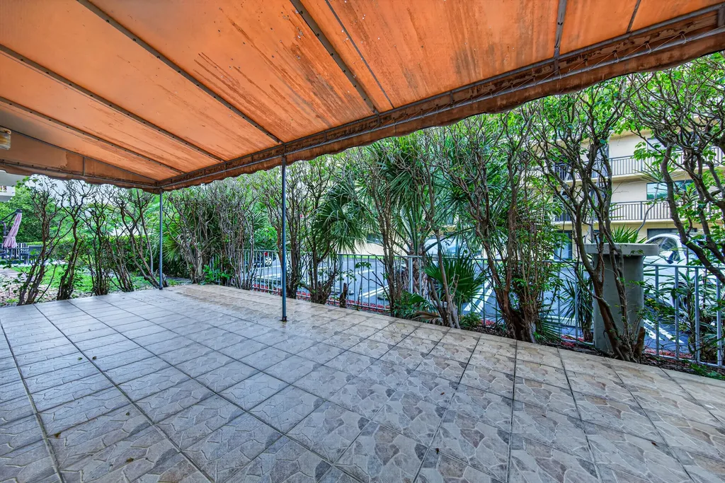 2501 NE 14th Street Pompano Beach FL 33062